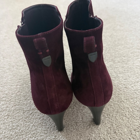 Coach 8 B Jemma Wine Suede Leather Ankle Booties Heel Side Zip - Picture 3 of 4